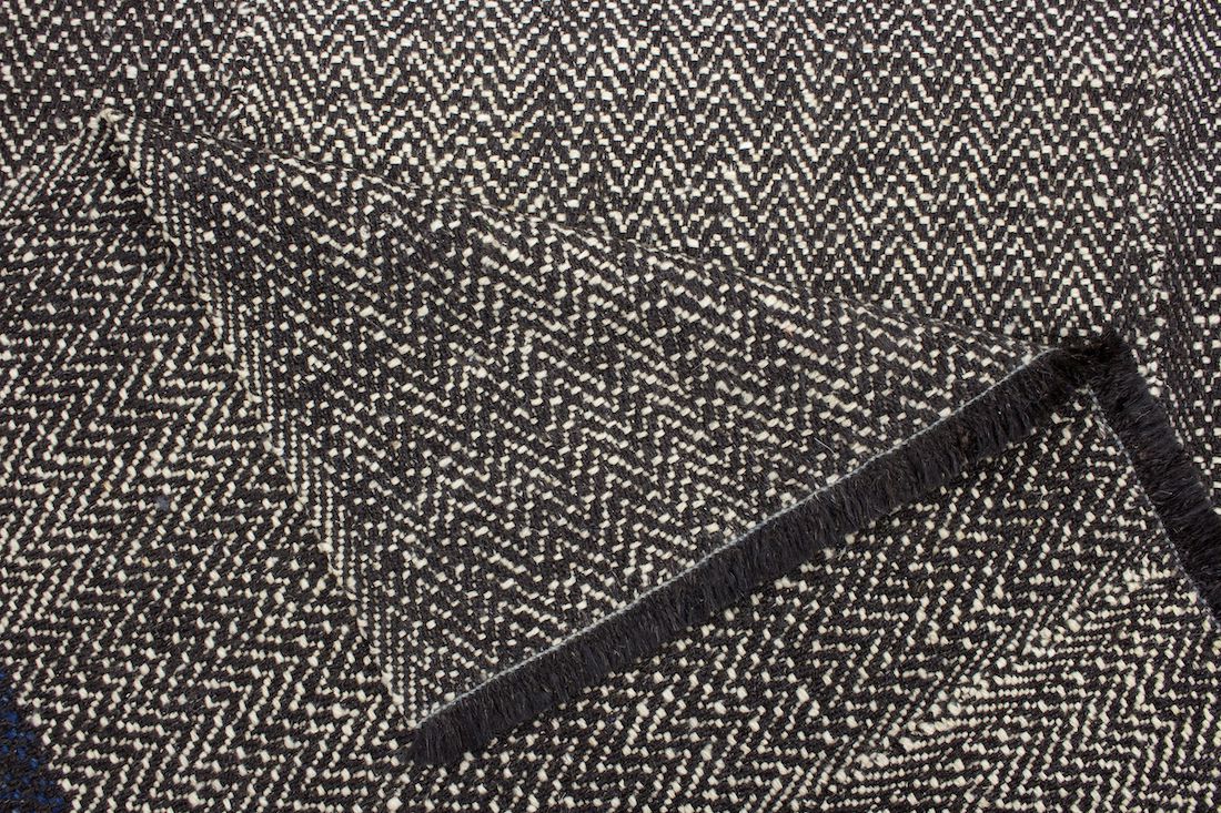 collections/front-lila-valadan-aleph-black.jpg
