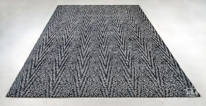 250 x 300 cm Rough Brit by Michaela Schleypen