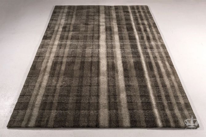 170 x 240 cm British Tartan I by Michaela Schleypen